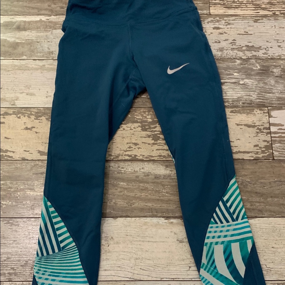 Nike epic lux leggings